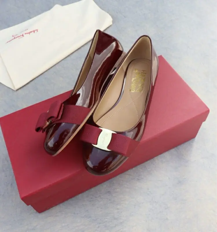 salvatore ferragamo flat chaussures pour femme s_10aa077